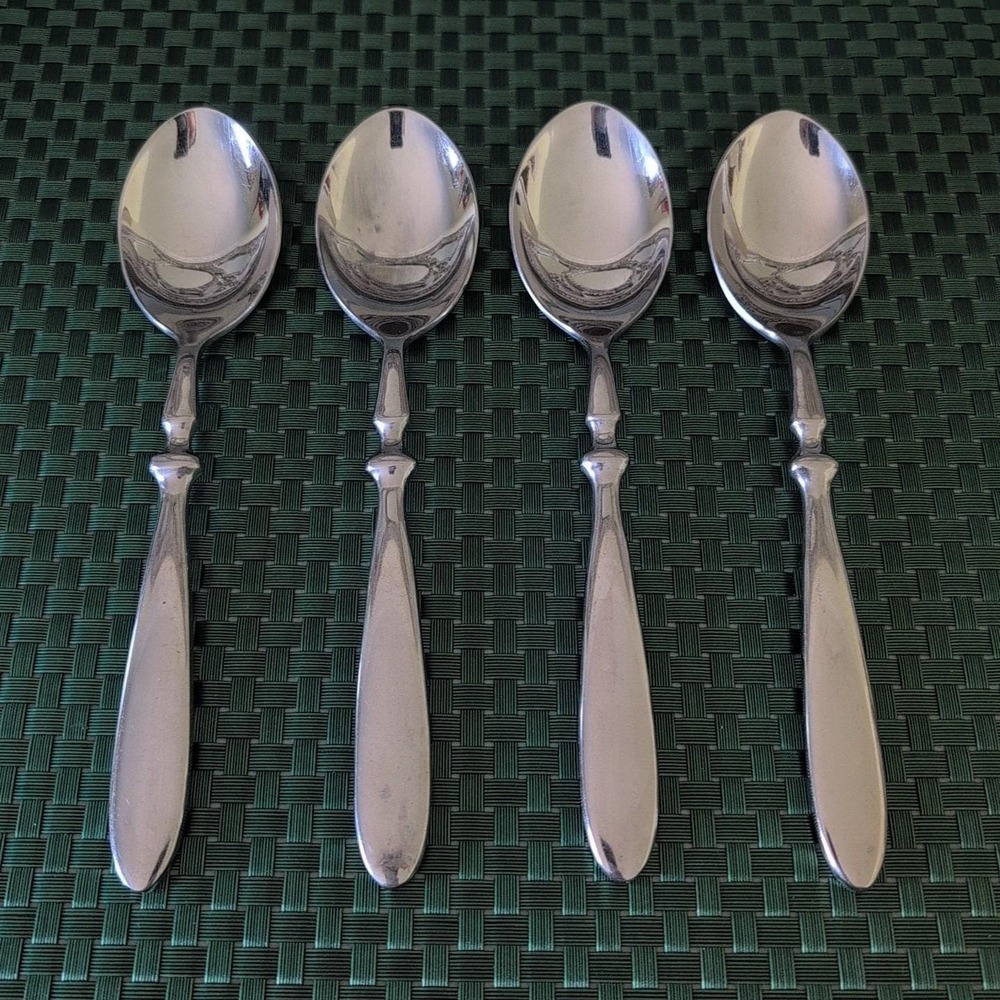 Cambridge TOWNHOUSE Soup Spoons Set Lot of 4 GLOSSY Stainless Bistro Style VTG